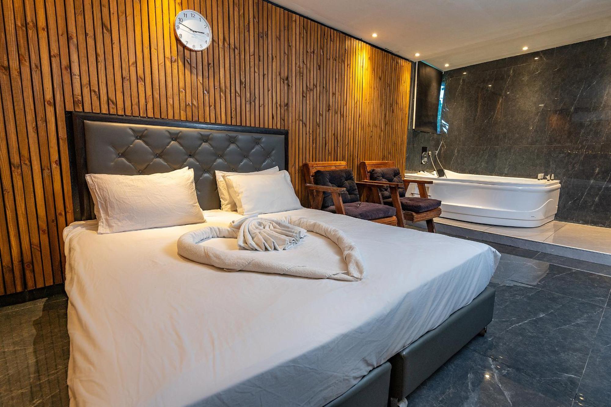 Lago Suites Hotel Jerusalem Eksteriør billede