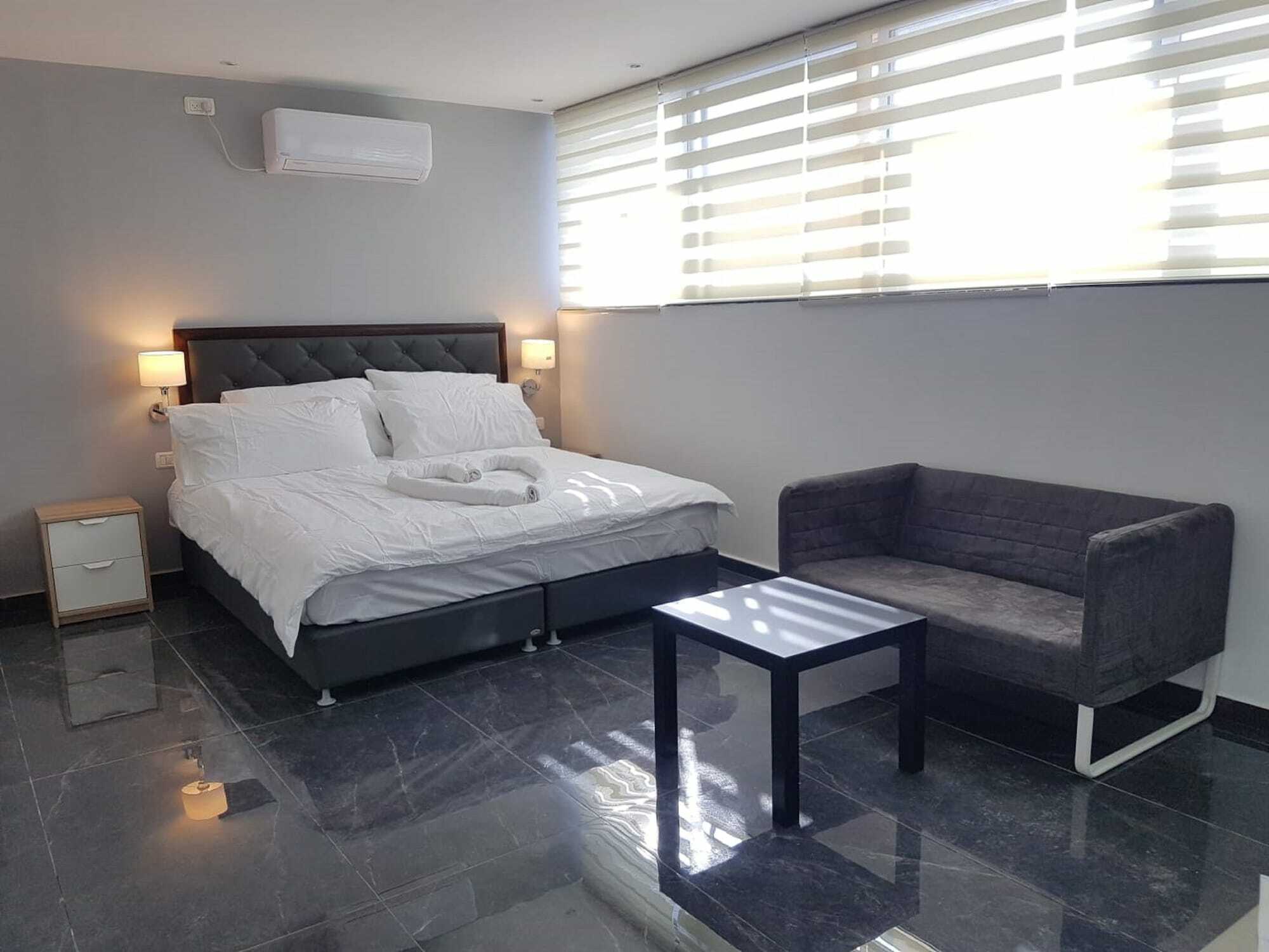 Lago Suites Hotel Jerusalem Eksteriør billede